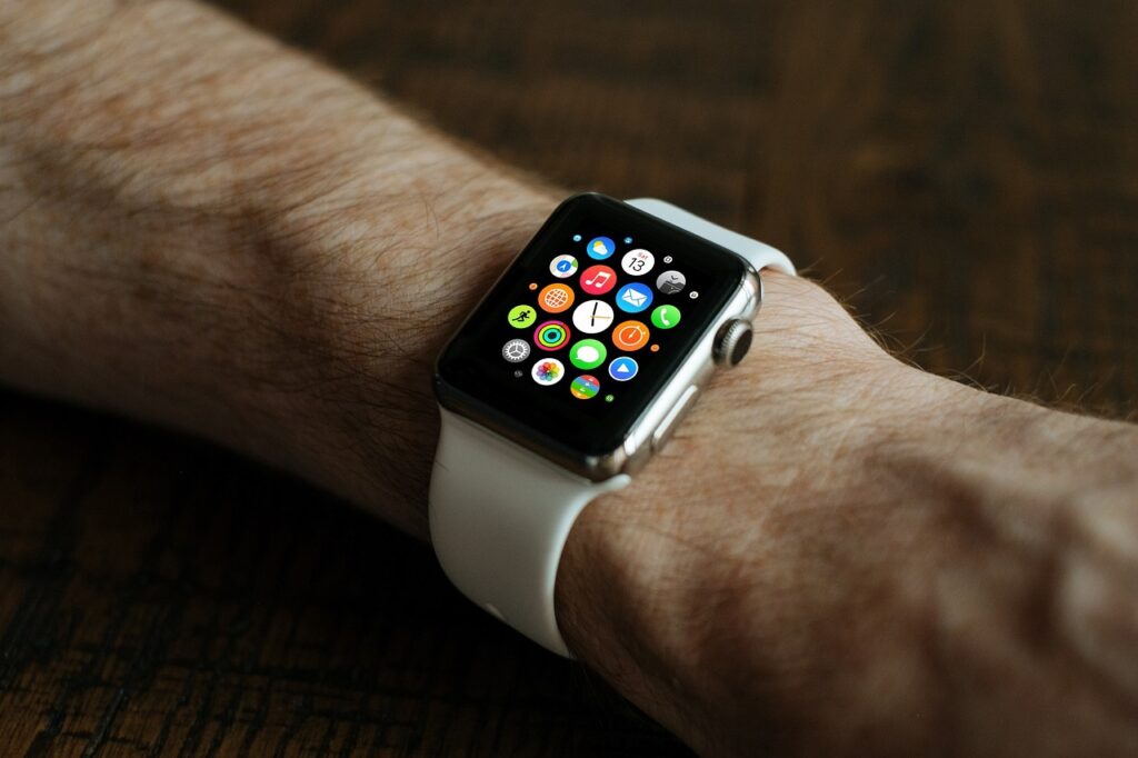 APPLE SMART WATCH